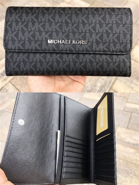 michael kors mens trifold wallet|michael kors trifold wallet women.